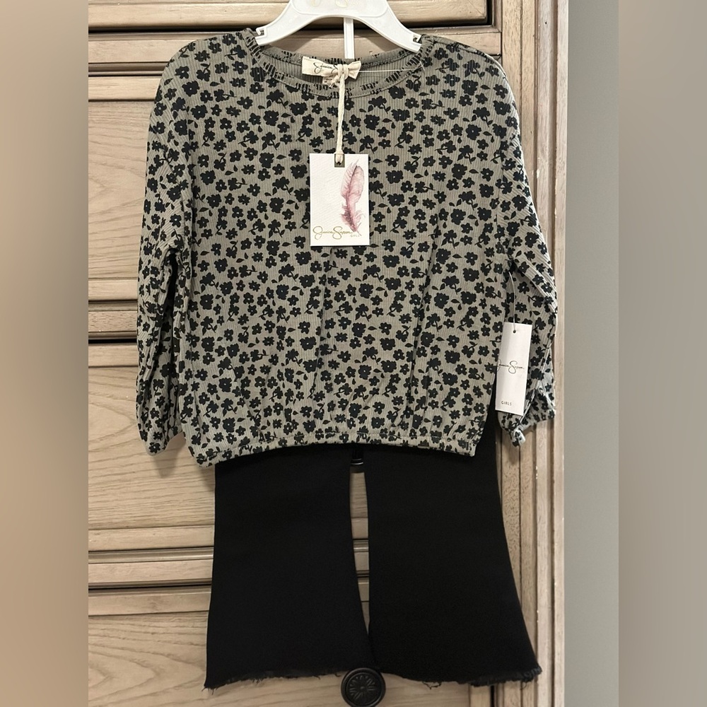 Jessica Simpson Set